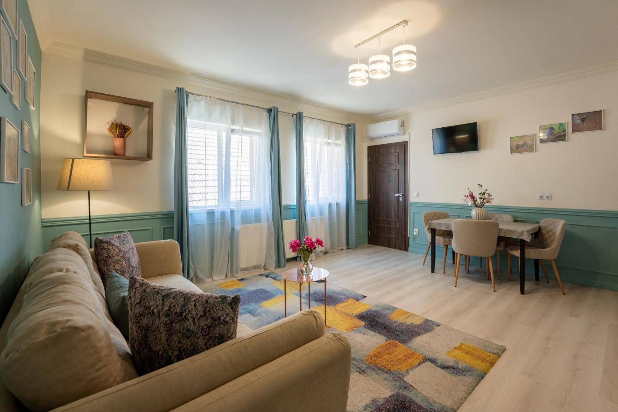 Smart Apartments シギショアラ エクステリア 写真