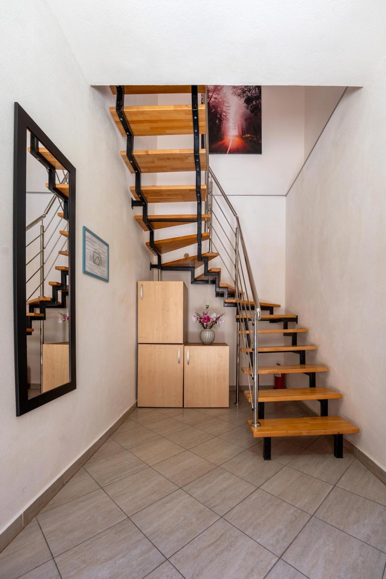 Smart Apartments シギショアラ エクステリア 写真